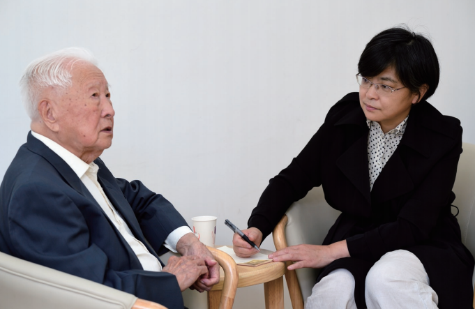2020年9月30日，楊雪梅采訪陶瓷大家耿寶昌先生。